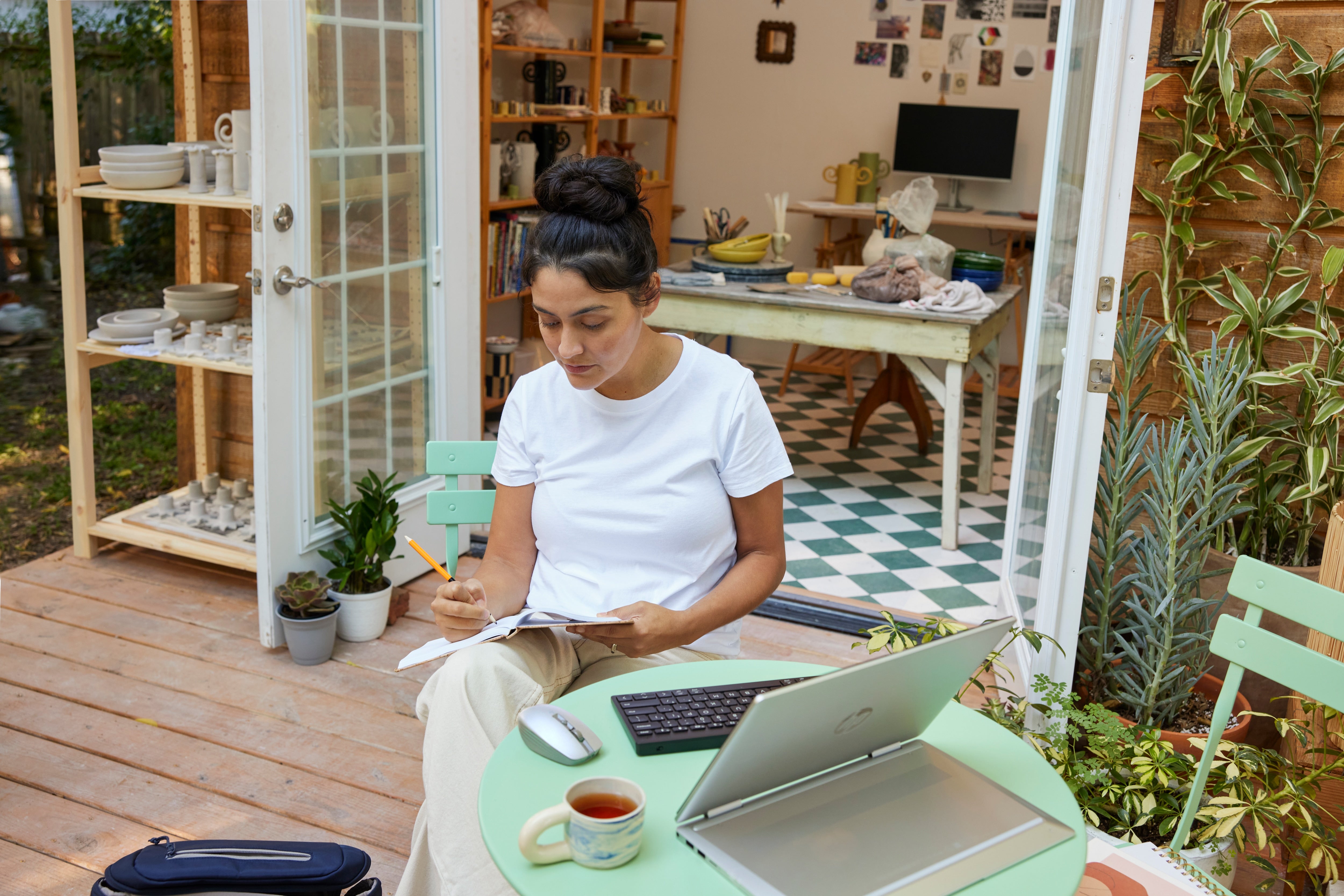 HP 350 Kompakte Bluetooth-Tastatur für mehrere Geräte 692S8AA#ABB