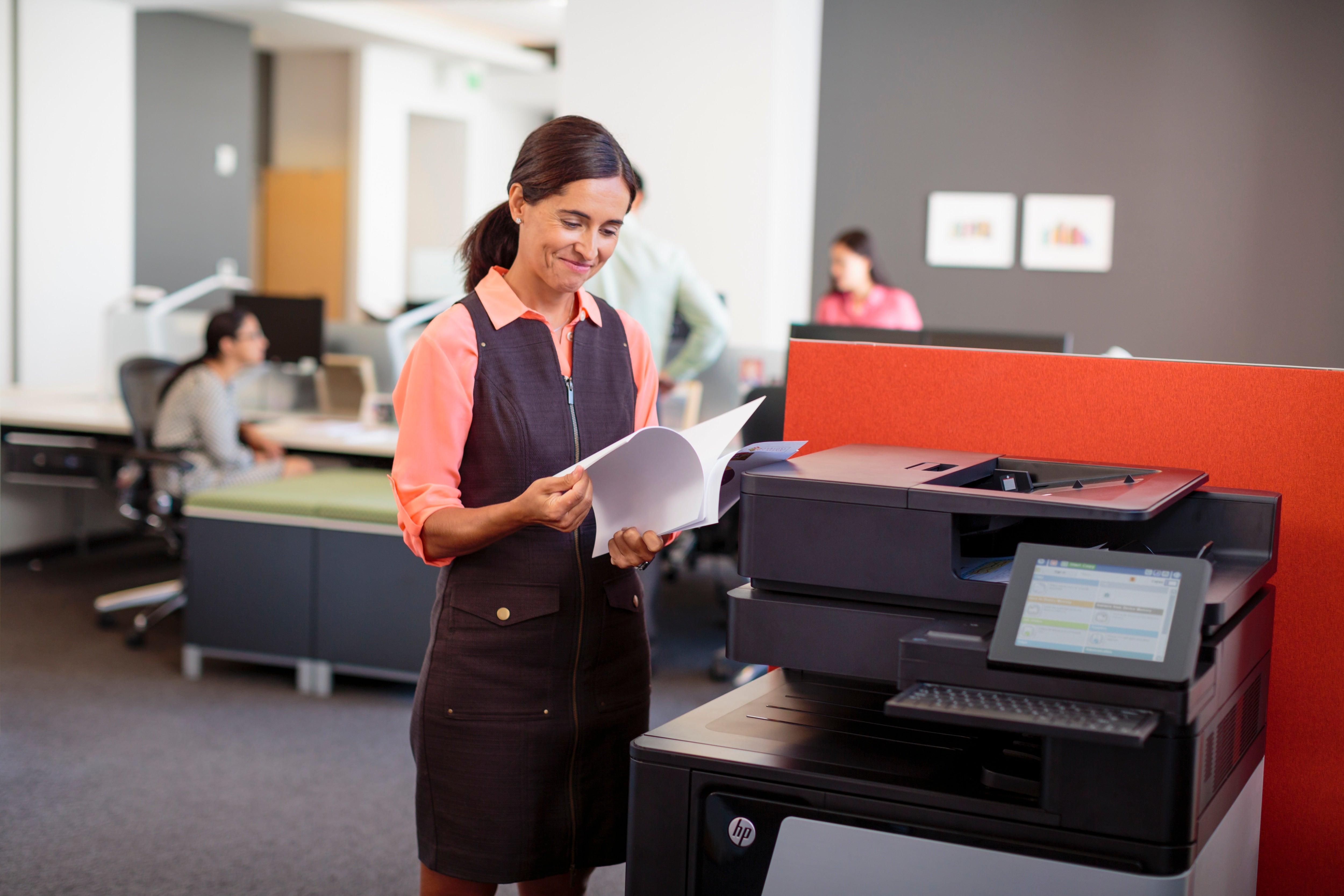 HP Color LaserJet Enterprise Flow LaserJet Enterprise Flow M880z Multifunction Farbe Drucker, Nur Ethernet; Kopierer, Scanner