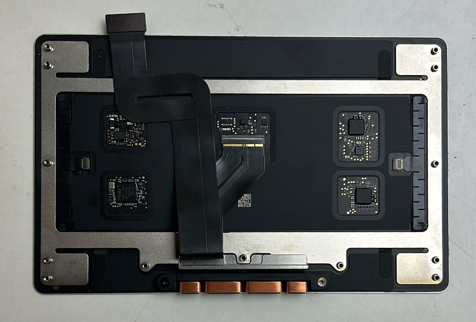APPLE MacBook Pro 16" Touch Bar (2019) A2141 A2141 - Touchpad Silber - Compridis