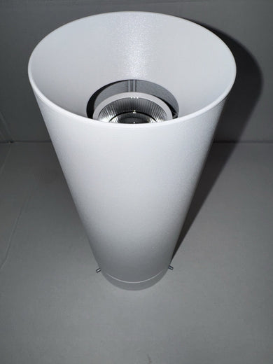 Intra Lighting Röhren C 100 deco 2350 LM 28 W 940 für 36° 13052044201 - Compridis